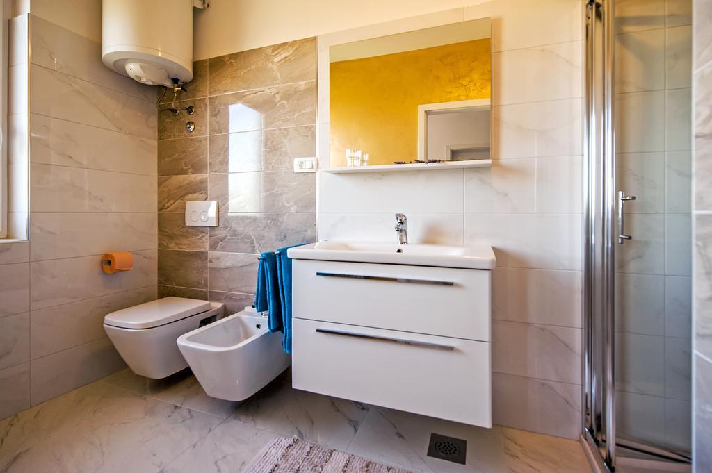 Apartment Centener ロヴィニ エクステリア 写真
